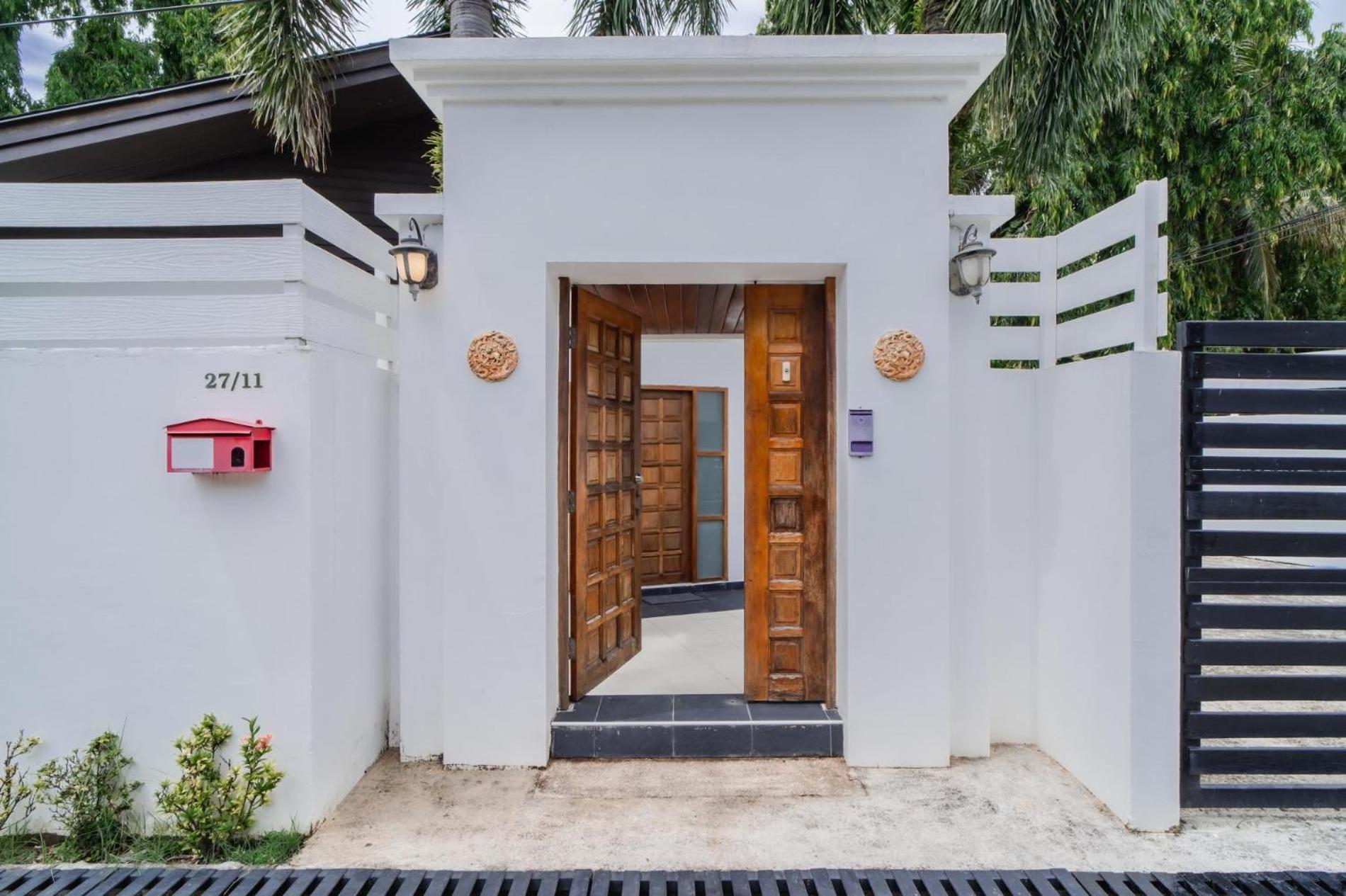 Jasmine Pool Villa In Nai Harn Rawai Экстерьер фото